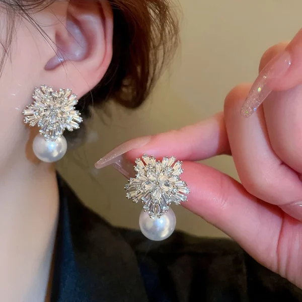 Trendy Sparkling CZ Flower Imitation Gorgeous Accessories for Wedding Engagement Party Hot Pearl Earrings