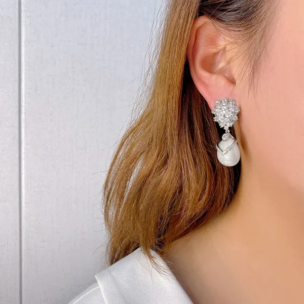 Trendy Sparkling Crystal Cubic Zirconia Romantic Gorgeous Waterdrop Imitation Pearl Dangle Earrings