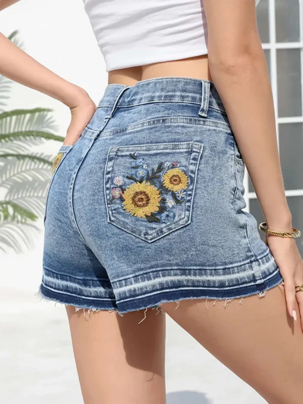 Vintage Embroidery Pockets Zipper Fly Casual Jean Booty Shorts - Image 4