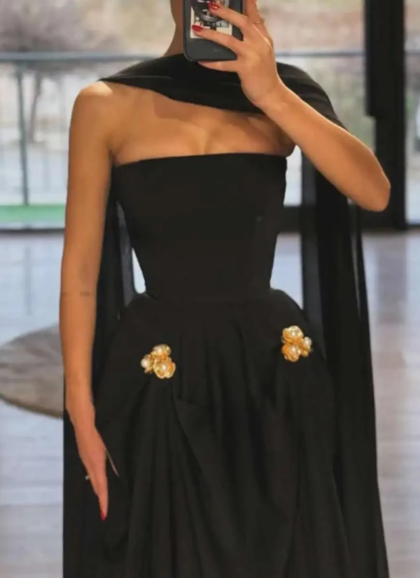 Vintage Metal Pin Design Long Dress With Scarf Strapless Sleeveless Flods Dresses - Image 3