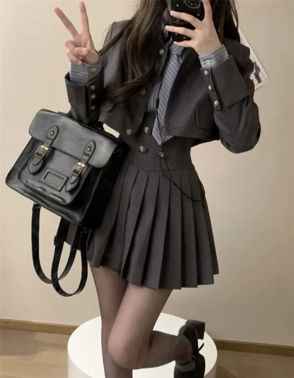 Vintage Preppy Style Short Coat Pleated And Striped Shirt 3 Piece Set - Image 5
