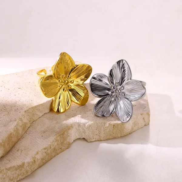 Elegant Stainless Steel Big Gold Color Sun Starfish Open Bloom Flower Rings - Image 4