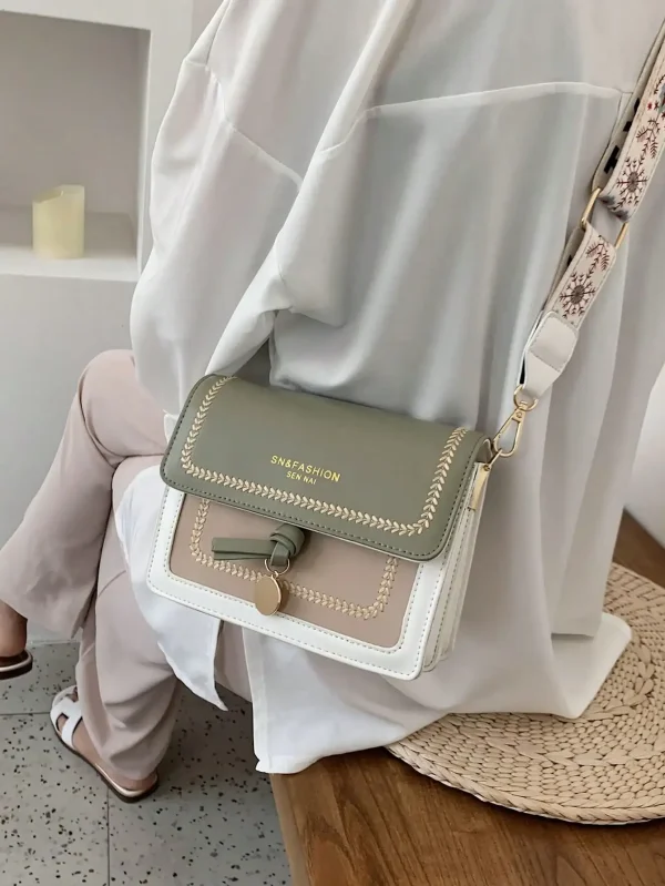 Casual Contrasting Color Small Square With Wide Shoulder Strap Versatile Crossbody Bag - Image 3