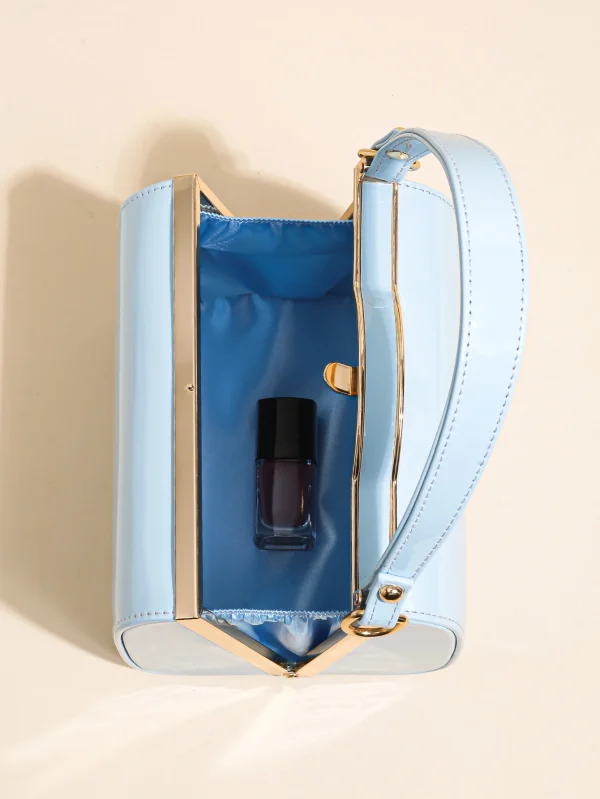 Casual Highlight Cute Simple Patent Pearlescent Leather Handheld Hard Shell Clip Dinner Bag - Image 11