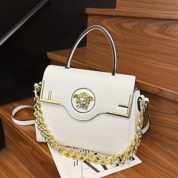 Casual Chic Leather-Texture PU Large Capacity Flap Magnetic Chain Adjustable Strap Crossbody Bag  - Image 4