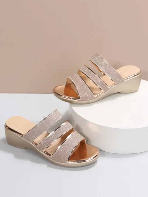 Elegant Platform Open-Toed Retro Style Outdoor Thick Bottom Sandal - Image 4