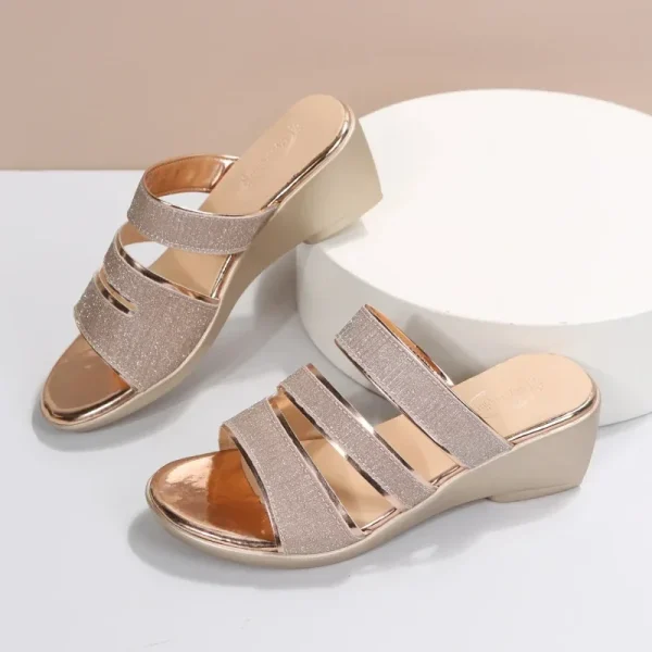 Elegant Platform Open-Toed Retro Style Outdoor Thick Bottom Sandal - Image 3