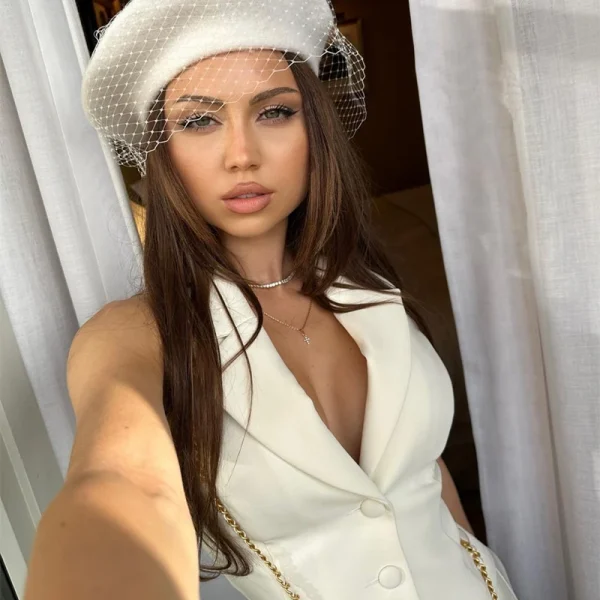 Elegant Temperament Fit Set V-neck Tight Vest Mini Pleated  Two-piece Set - Image 7