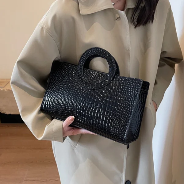 Luxury Designer PU Leather Crocodile Pattern Versatile Shoulder Crossbody Bag - Image 13