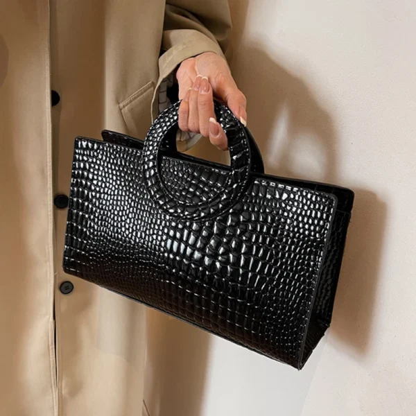 Luxury Designer PU Leather Crocodile Pattern Versatile Shoulder Crossbody Bag - Image 11