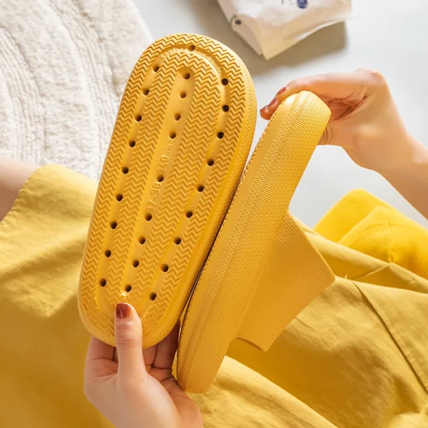 Soft Sole Platform Cloud Eva Pillow Indoor Beach Style Flip Flops Slides Slippers - Image 2