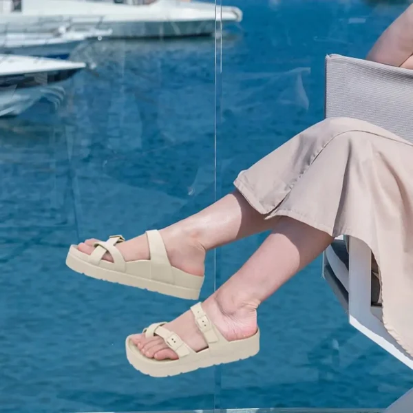 Soft Thick Sole Flip-flops Outdoor Beach Style Platform Sandals - Image 8