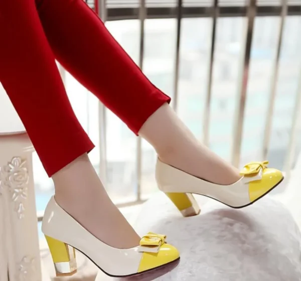 Sweet and Hard Color Bow Round Toe Block High Heels Pumps - Image 2